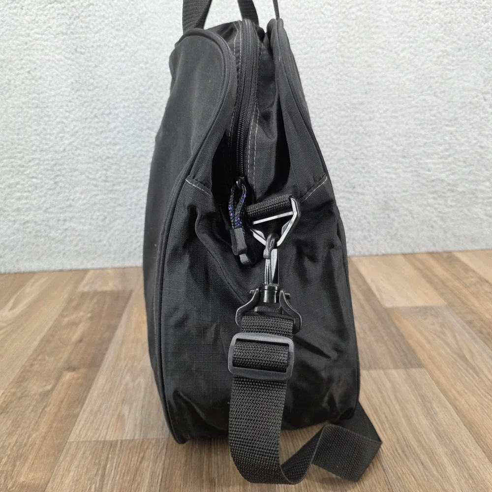 LL Bean Vintage Black Nylon‎ Shoulder Bag Messenger Mountain Logo Ripstop